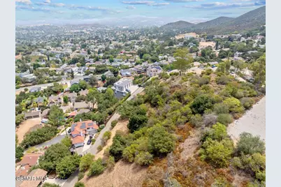  Kathleen Drive, Newbury Park, CA 91320 - Photo 2