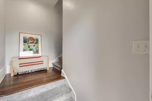 637 N Raymond Ave, Pasadena, CA 91103 - Photo 36