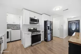 3055 Waco Ave, Simi Valley, CA 93063 - Photo 8