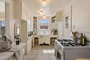 3627 Flower St, Huntington Park, CA 90255 - Photo 10