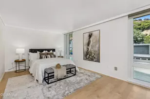 17068 Escalon Dr, Encino, CA 91436 - Photo 12