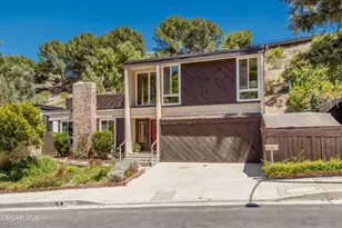 17068 Escalon Dr, Encino, CA 91436 - Photo 20