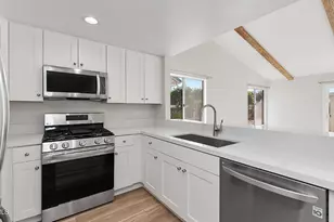 1784 Sweet Briar Pl, Thousand Oaks, CA 91362 - Photo 14