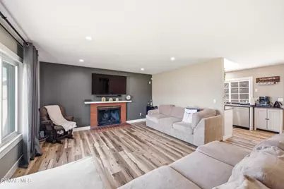 6395 Keystone Street, Simi Valley, CA 93063 - Photo 6