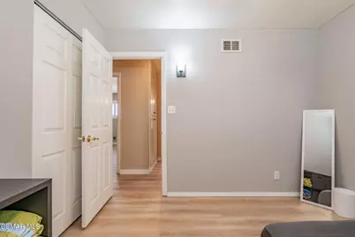 3217 Hamlin Avenue, Simi Valley, CA 93063 - Photo 36