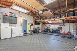 3217 Hamlin Ave, Simi Valley, CA 93063 - Photo 38