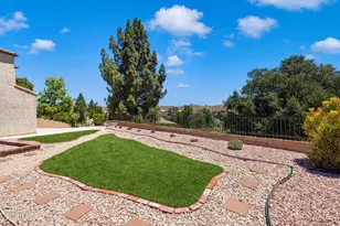 27540 Freetown Ln, Agoura Hills, CA 91301 - Photo 8