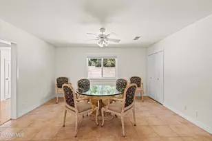 27540 Freetown Ln, Agoura Hills, CA 91301 - Photo 16