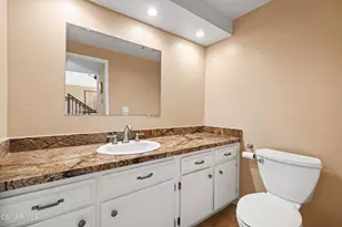 27540 Freetown Ln, Agoura Hills, CA 91301 - Photo 24