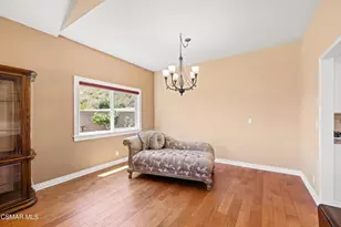 27540 Freetown Ln, Agoura Hills, CA 91301 - Photo 14