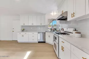 906 Granby St, Simi Valley, CA 93065 - Photo 12