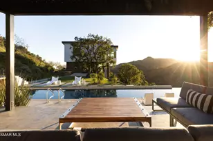 12530 Stagecoach Rd, Malibu, CA 90265 - Photo 2