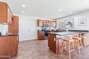 2037 Stanford Dr, Simi Valley, CA 93065 - Photo 8