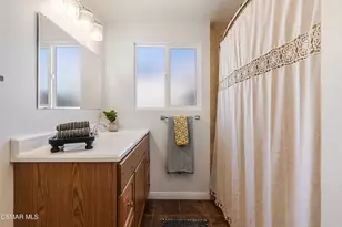 2037 Stanford Dr, Simi Valley, CA 93065 - Photo 16