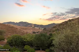 3170 Heavenly Ridge St, Thousand Oaks, CA 91362 - Photo 96