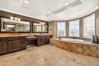 3170 Heavenly Ridge Street, Thousand Oaks, CA 91362 - Photo 58