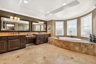 3170 Heavenly Ridge St, Thousand Oaks, CA 91362 - Photo 58