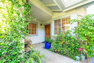 19602 Eagle Ridge Lane, Porter Ranch, CA 91326 - Photo 4