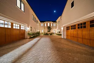 2116 Shadow Creek Dr, Agoura Hills, CA 91301 - Photo 12