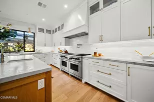 2116 Shadow Creek Dr, Agoura Hills, CA 91301 - Photo 16