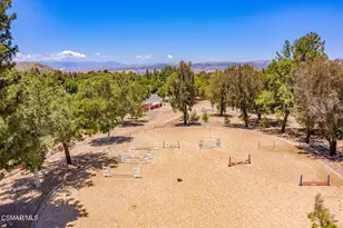 1558 Placid Ct, Simi Valley, CA 93065 - Photo 96
