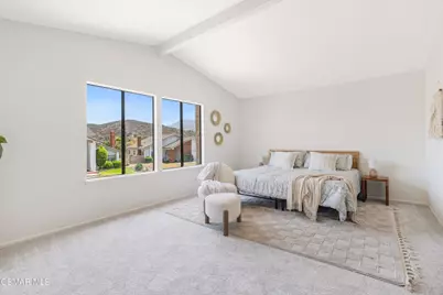 403 Blackhawk Drive, Newbury Park, CA 91320 - Photo 4