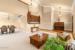 5755 Willowtree Dr, Agoura Hills, CA 91301 - Photo 10