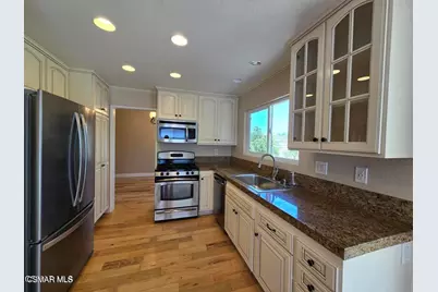 208 Calle Tamega, Camarillo, CA 93012 - Photo 12