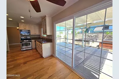 208 Calle Tamega, Camarillo, CA 93012 - Photo 8