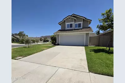 208 Calle Tamega, Camarillo, CA 93012 - Photo 2
