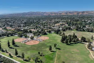 2016 Riverbirch Dr, Simi Valley, CA 93063 - Photo 48