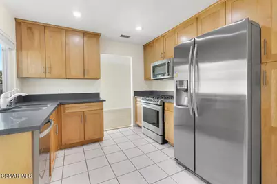 2016 Riverbirch Drive, Simi Valley, CA 93063 - Photo 10