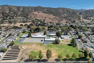 2016 Riverbirch Dr, Simi Valley, CA 93063 - Photo 46