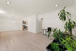 1130 N Maple St, Burbank, CA 91505 - Photo 6