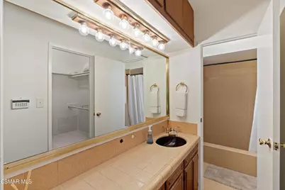 1130 N Maple Street, Burbank, CA 91505 - Photo 34