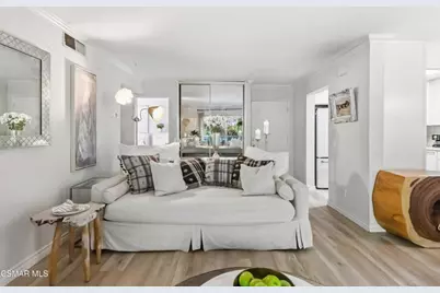 255 Sequoia Court #14, Thousand Oaks, CA 91360 - Photo 4