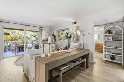 255 Sequoia Court #14, Thousand Oaks, CA 91360 - Photo 1