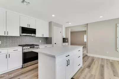 260 Goldenwood Circle, Simi Valley, CA 93065 - Photo 16