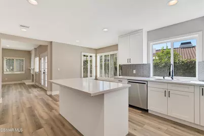 260 Goldenwood Circle, Simi Valley, CA 93065 - Photo 14