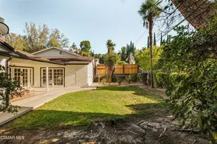 5911 Hanna Ave, Woodland Hills, CA 91367 - Photo 20