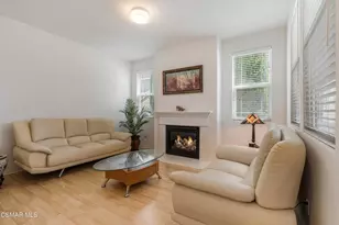 340 Town Forest Ct, Camarillo, CA 93012 - Photo 2