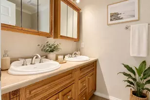 1300 Saratoga Ave, Ventura, CA 93003 - Photo 8