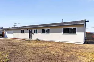 1182 Graham St, Simi Valley, CA 93065 - Photo 2