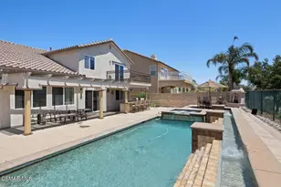 17114 Crest Heights Dr, Canyon Country, CA 91387 - Photo 40