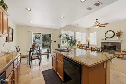 17114 Crest Heights Drive, Canyon Country, CA 91387 - Photo 14