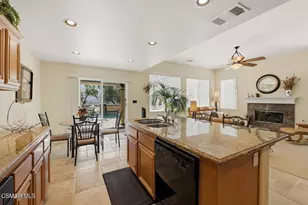 17114 Crest Heights Dr, Canyon Country, CA 91387 - Photo 14