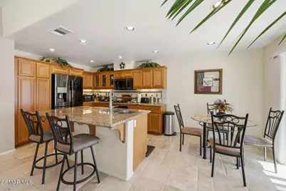 17114 Crest Heights Drive, Canyon Country, CA 91387 - Photo 12
