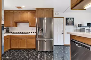 9801 Lubao Ave, Chatsworth, CA 91311 - Photo 14