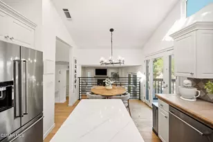 388 Sundance St, Thousand Oaks, CA 91360 - Photo 20