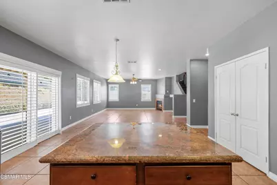 2440 Carolyn Drive, Palmdale, CA 93551 - Photo 10